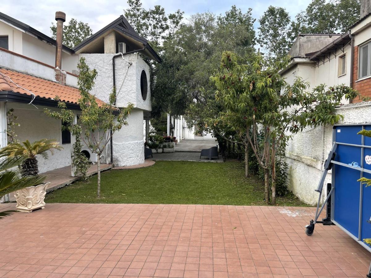 Villa Avvocato Catapano Pontecagnano Kültér fotó